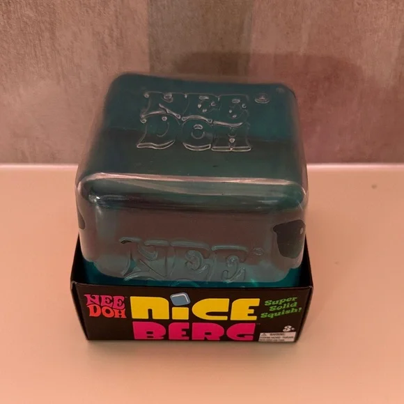 Nice Berg Squishy Toy - Blue - Picture 3 of 3